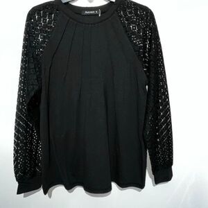 Automet Women's Black Crew Neck Lace Long Sleeve Pleated Blouse Size Medium NWT